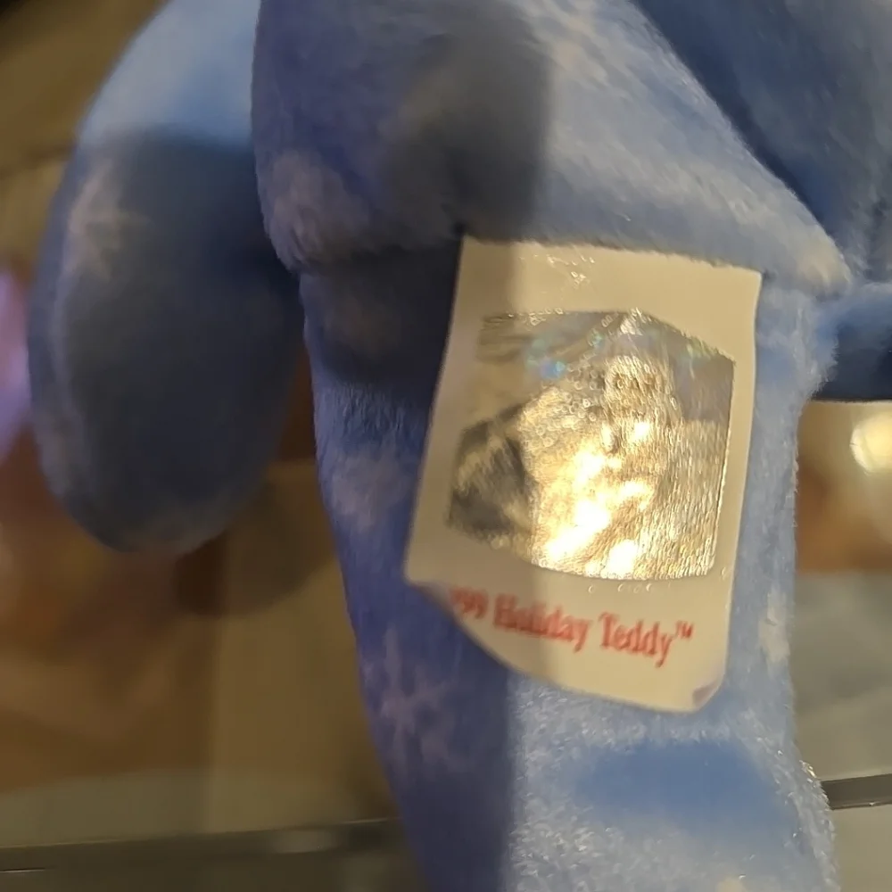 1999 Holiday Teddy, With Case